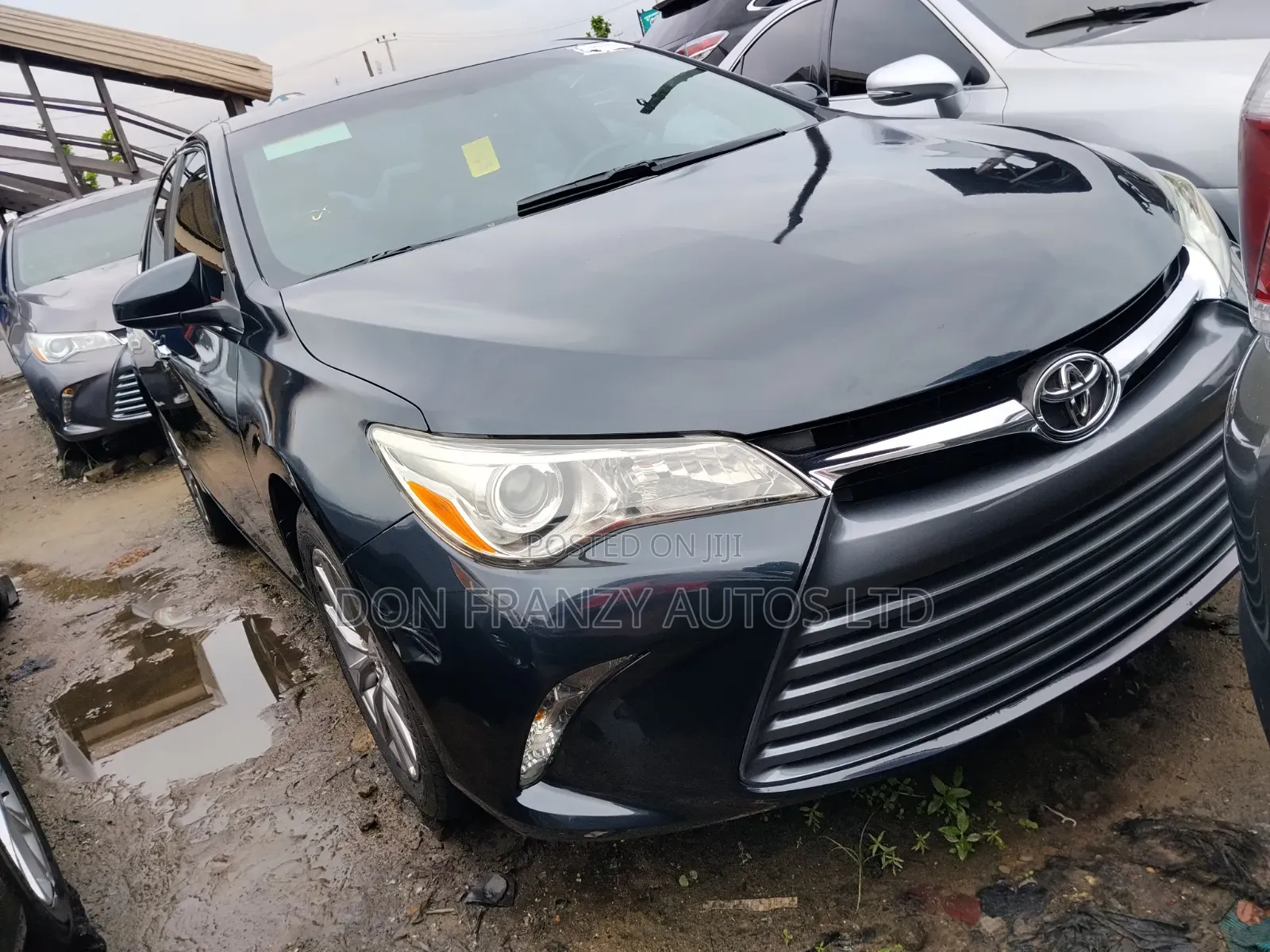 Toyota Camry 2016 Blue