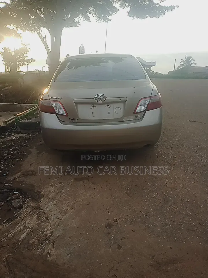 Toyota Camry 2007 Gold