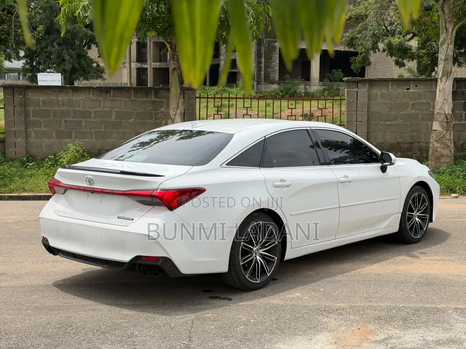 Toyota Avalon 2019 White