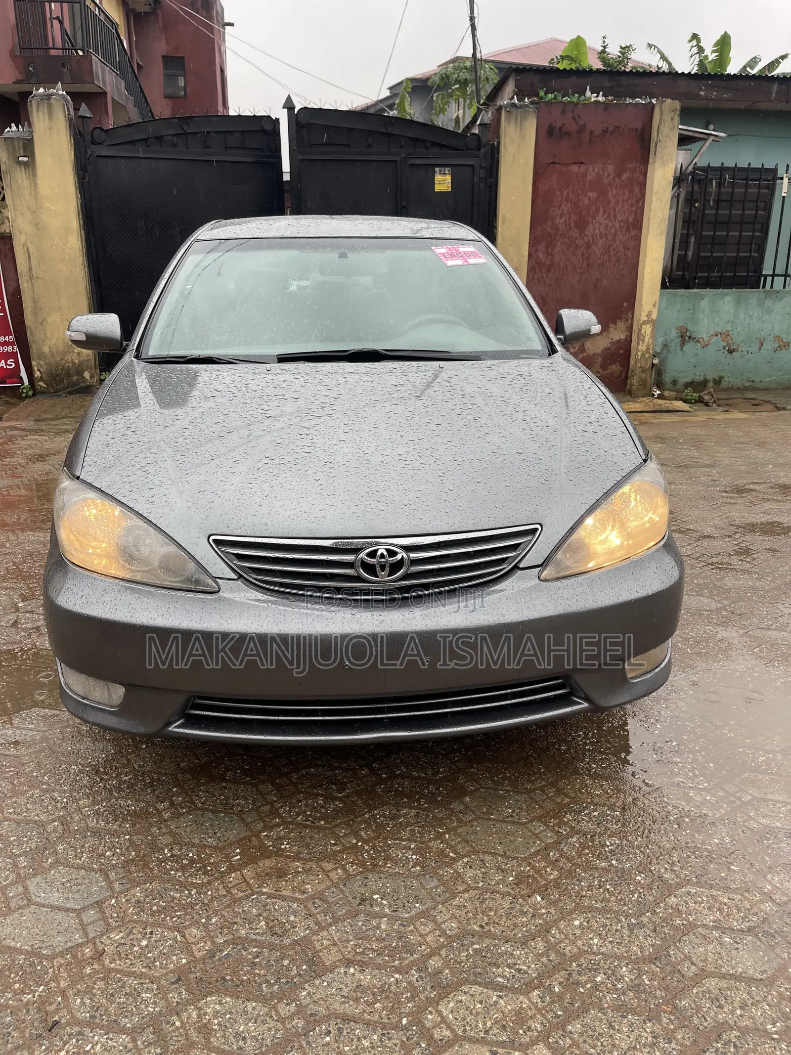 Toyota Camry LE 4dr Sedan (2.4L 4cyl 5A) 2005 Gray