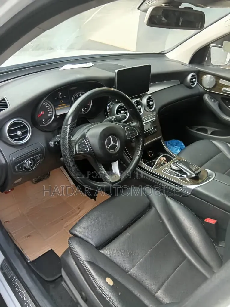 Mercedes-Benz GLC-Class 2017 White