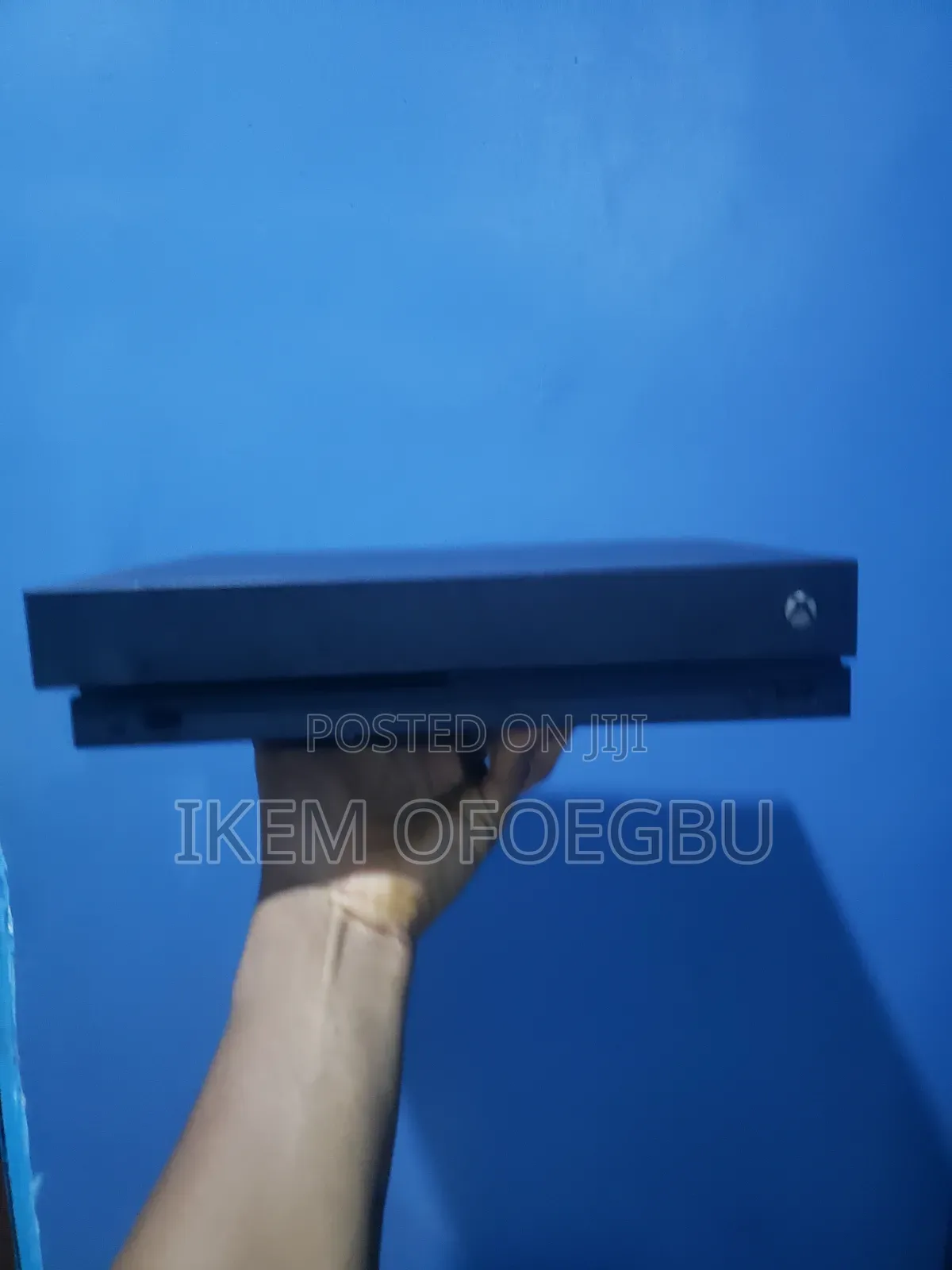 Uk Used Xbox One X With One Pad ,No Games
