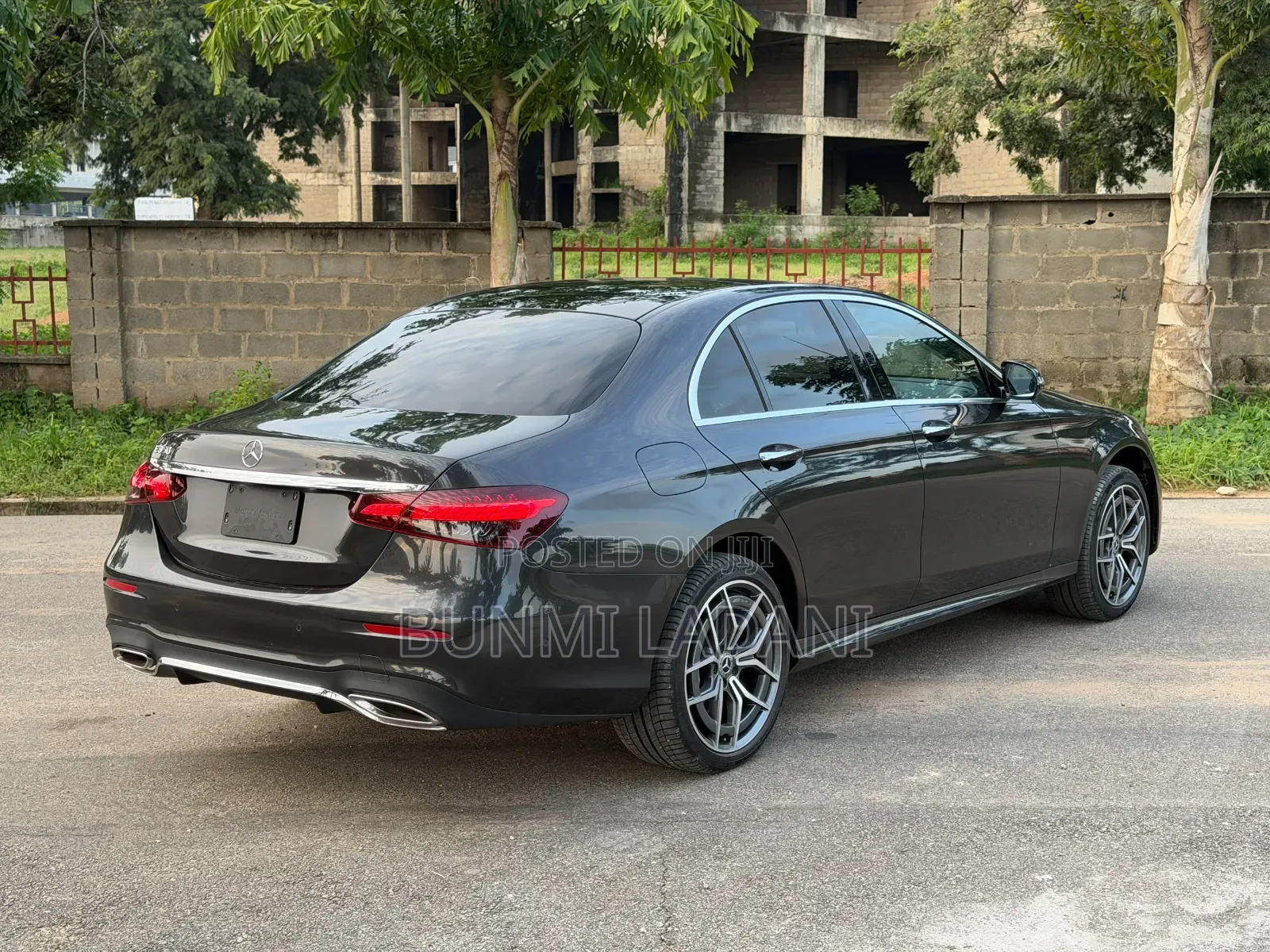 New Mercedes-Benz E350 2023 Black