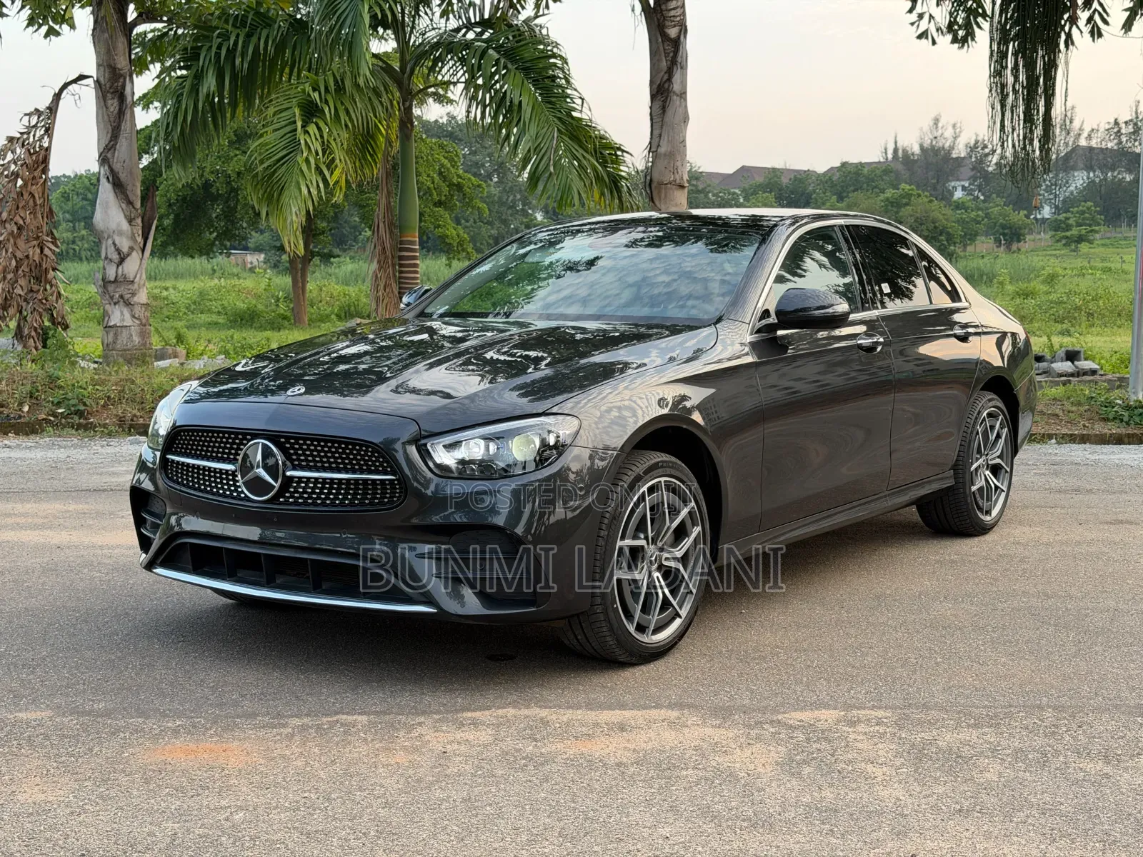 New Mercedes-Benz E350 2023 Black