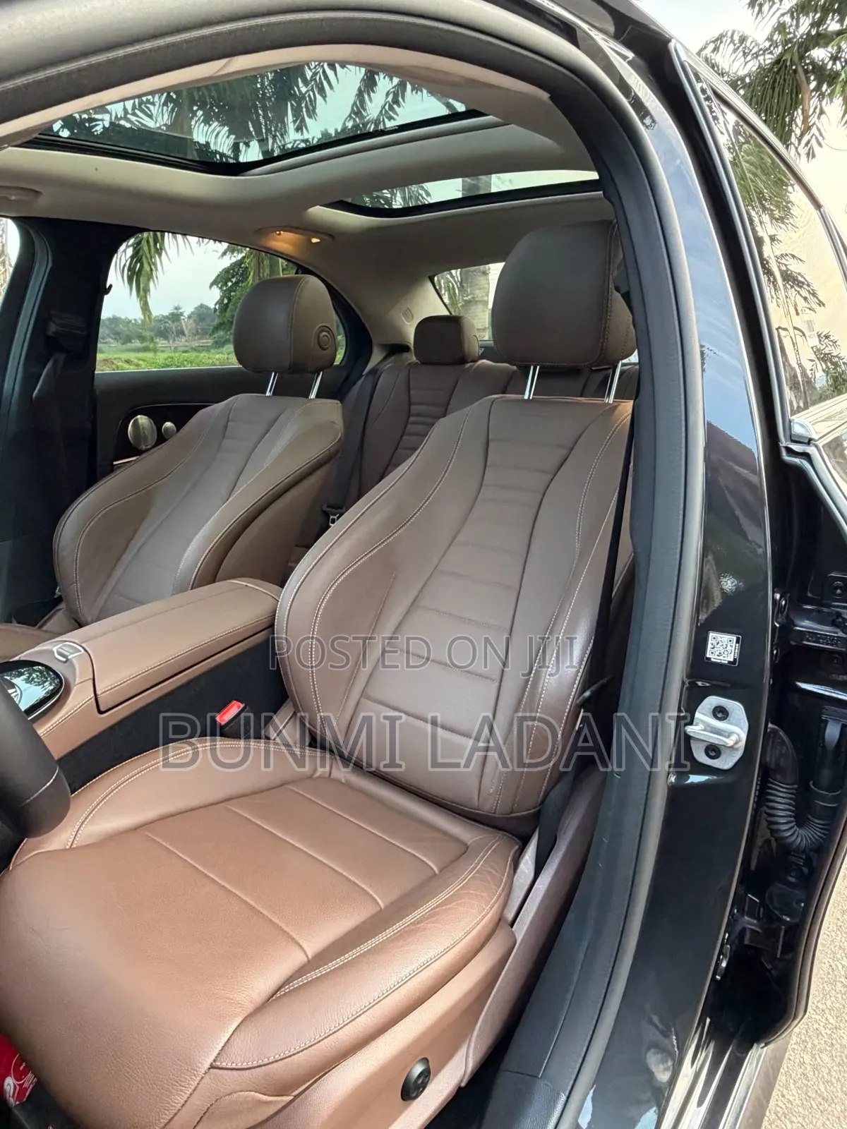 New Mercedes-Benz E350 2023 Black