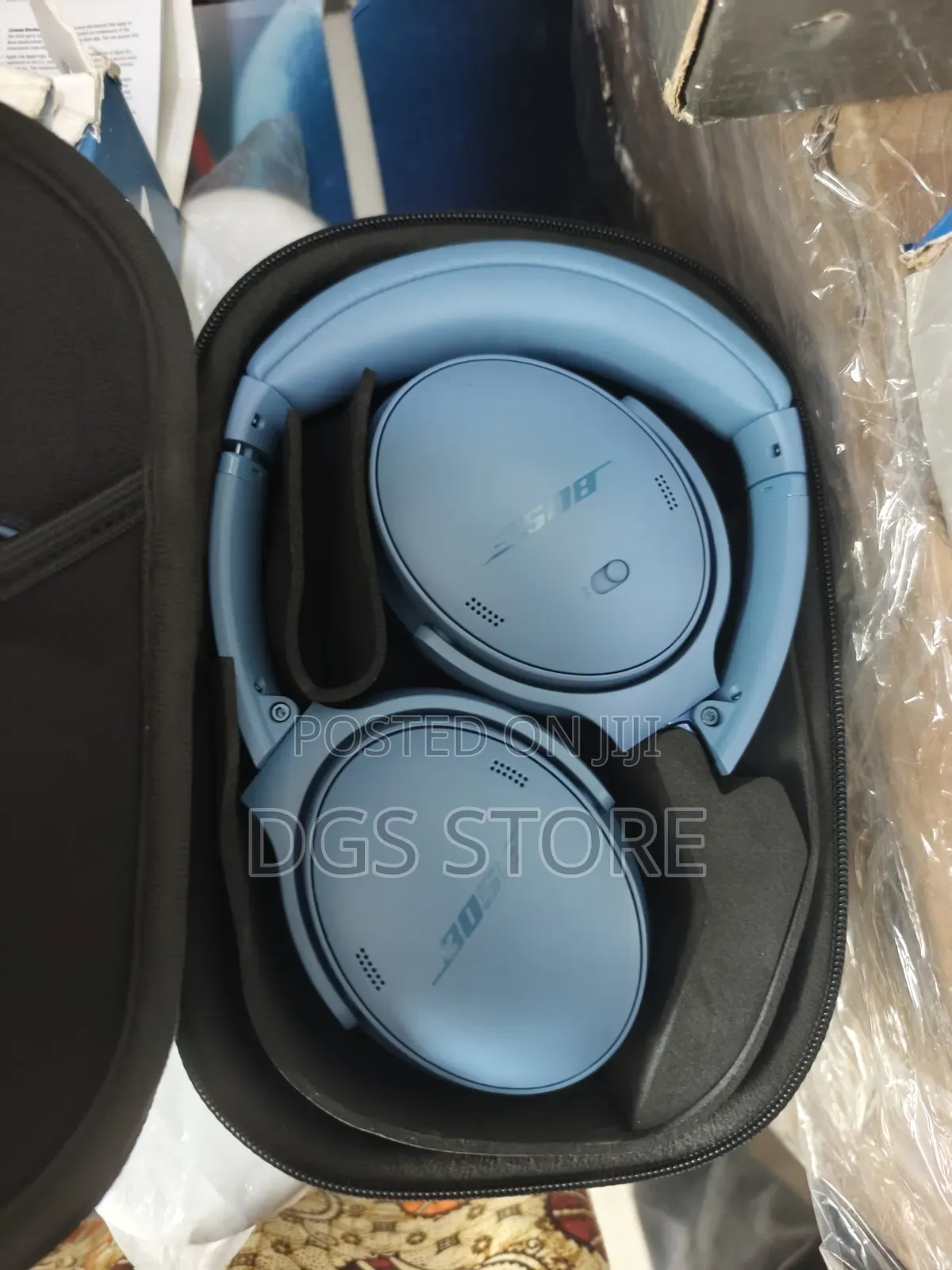 Open Box Bose Quietcomfort Bluetooth Headphone Blue Color