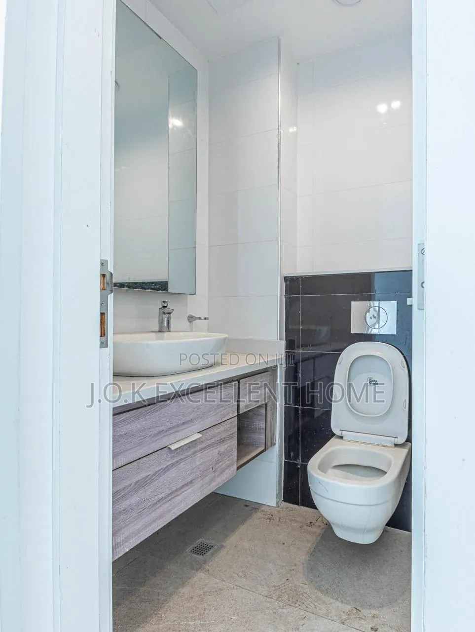 4bdrm Penthouse in Victoria Island Extension for rent