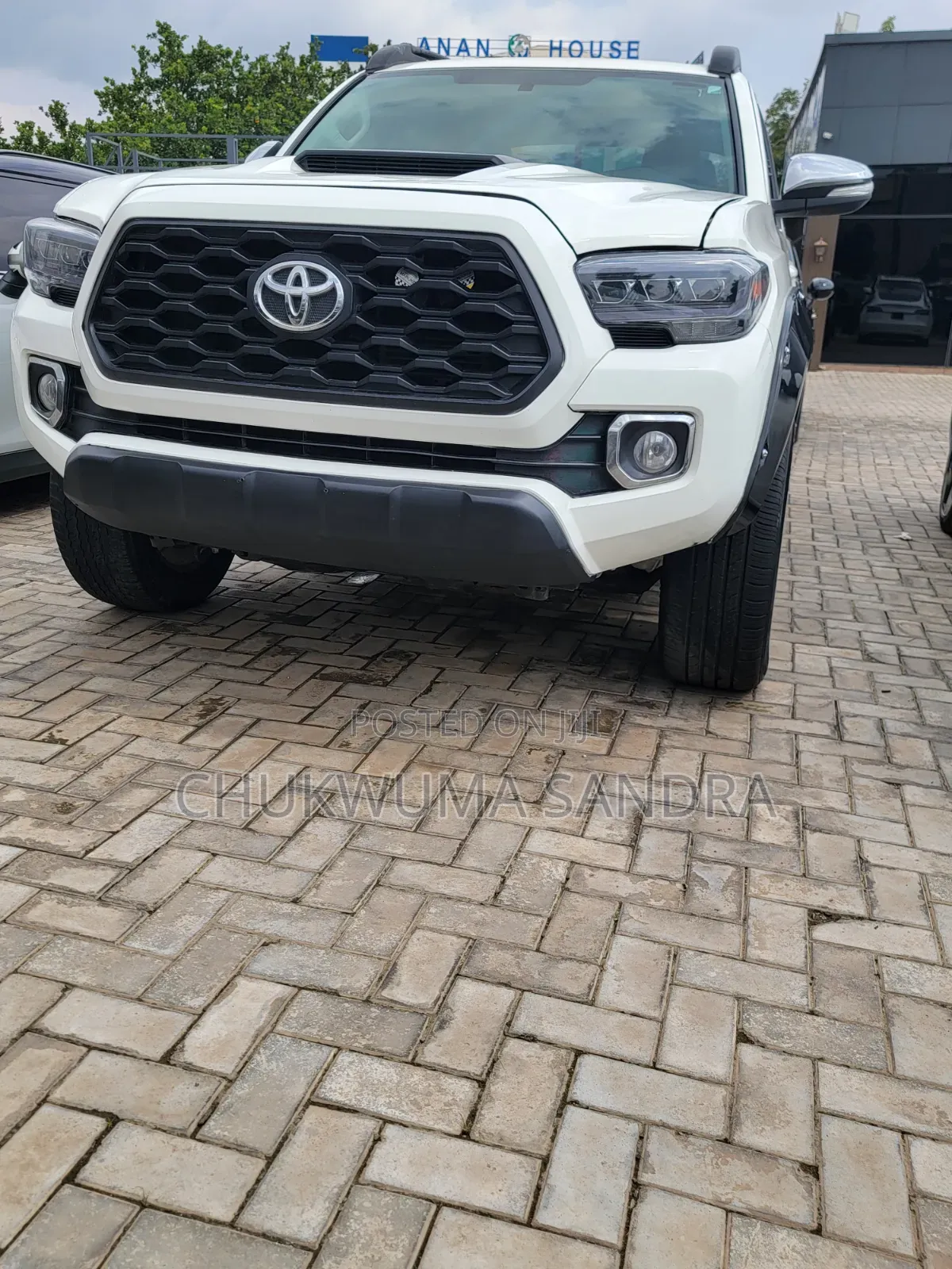 Toyota Tacoma 2017 White