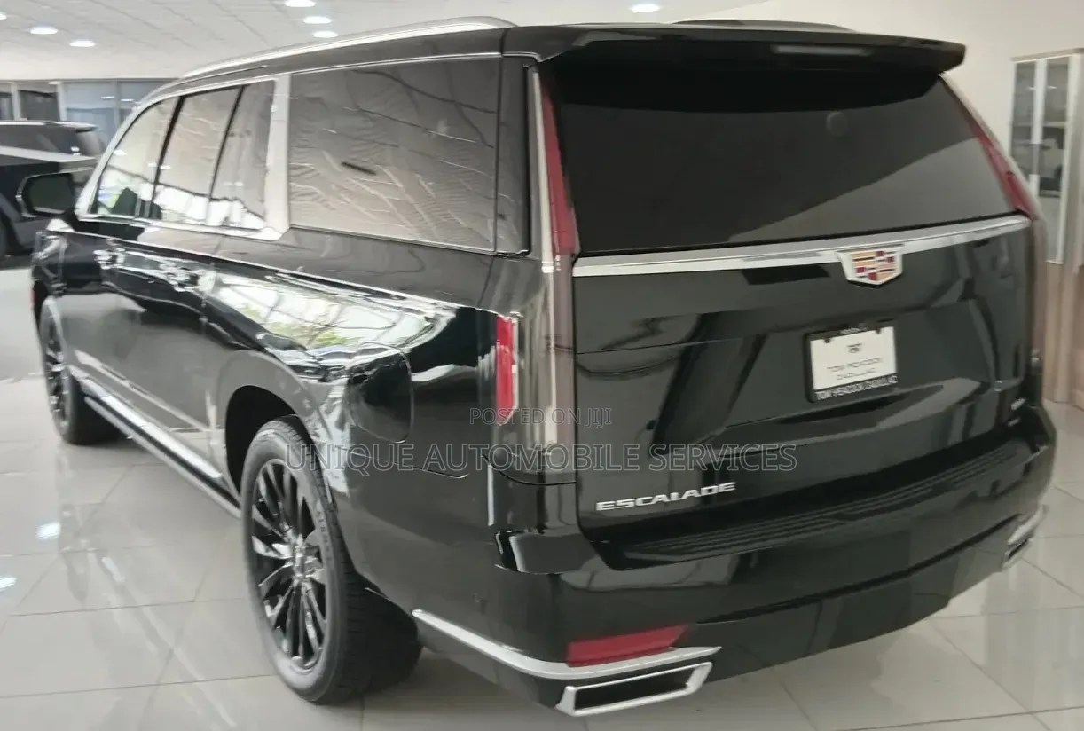 Cadillac Escalade 4WD 4dr Premium Luxury Platinum 2025 Black