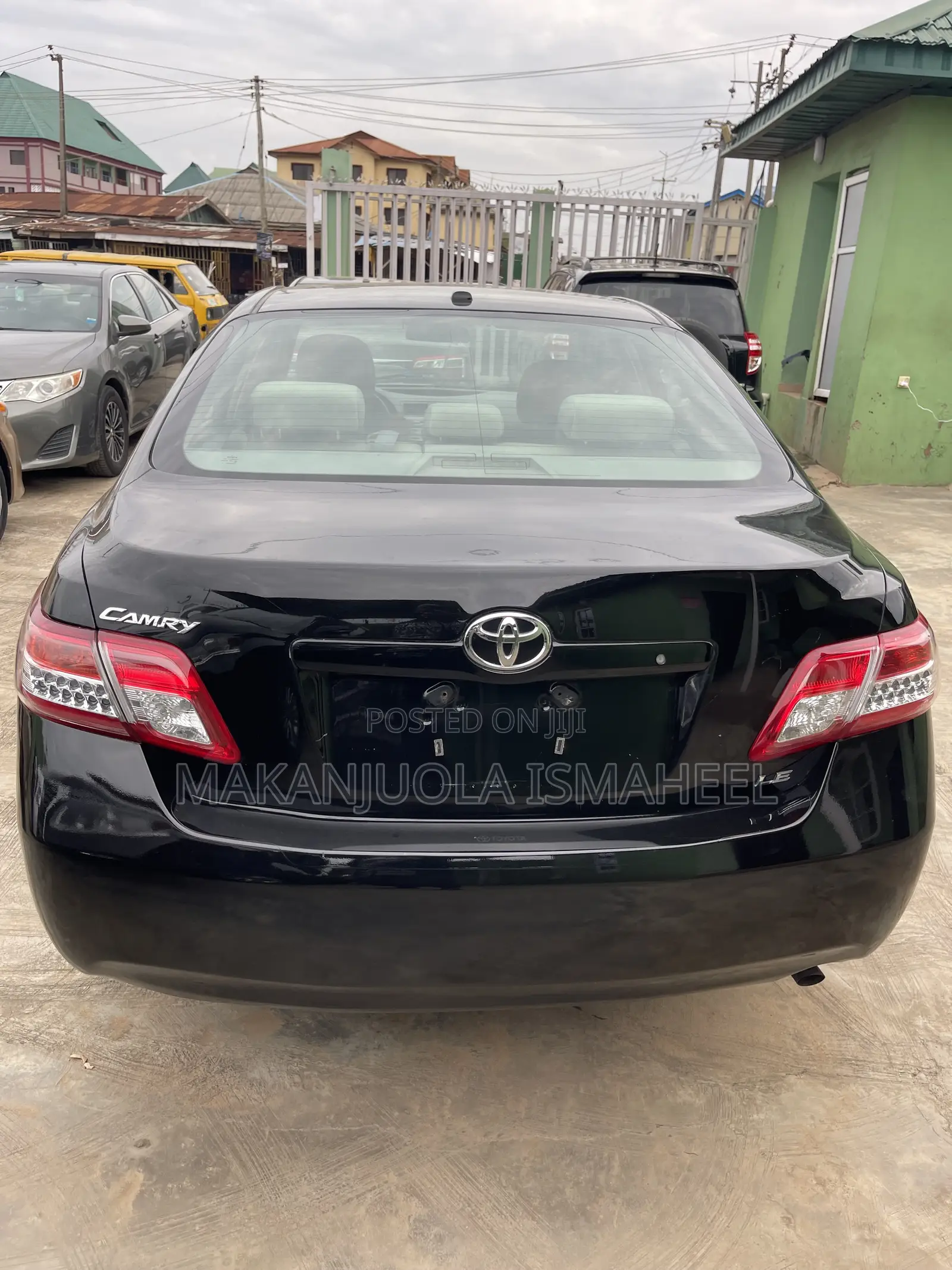 Toyota Camry LE 4dr Sedan (2.5L 4cyl 6A) 2011 Black