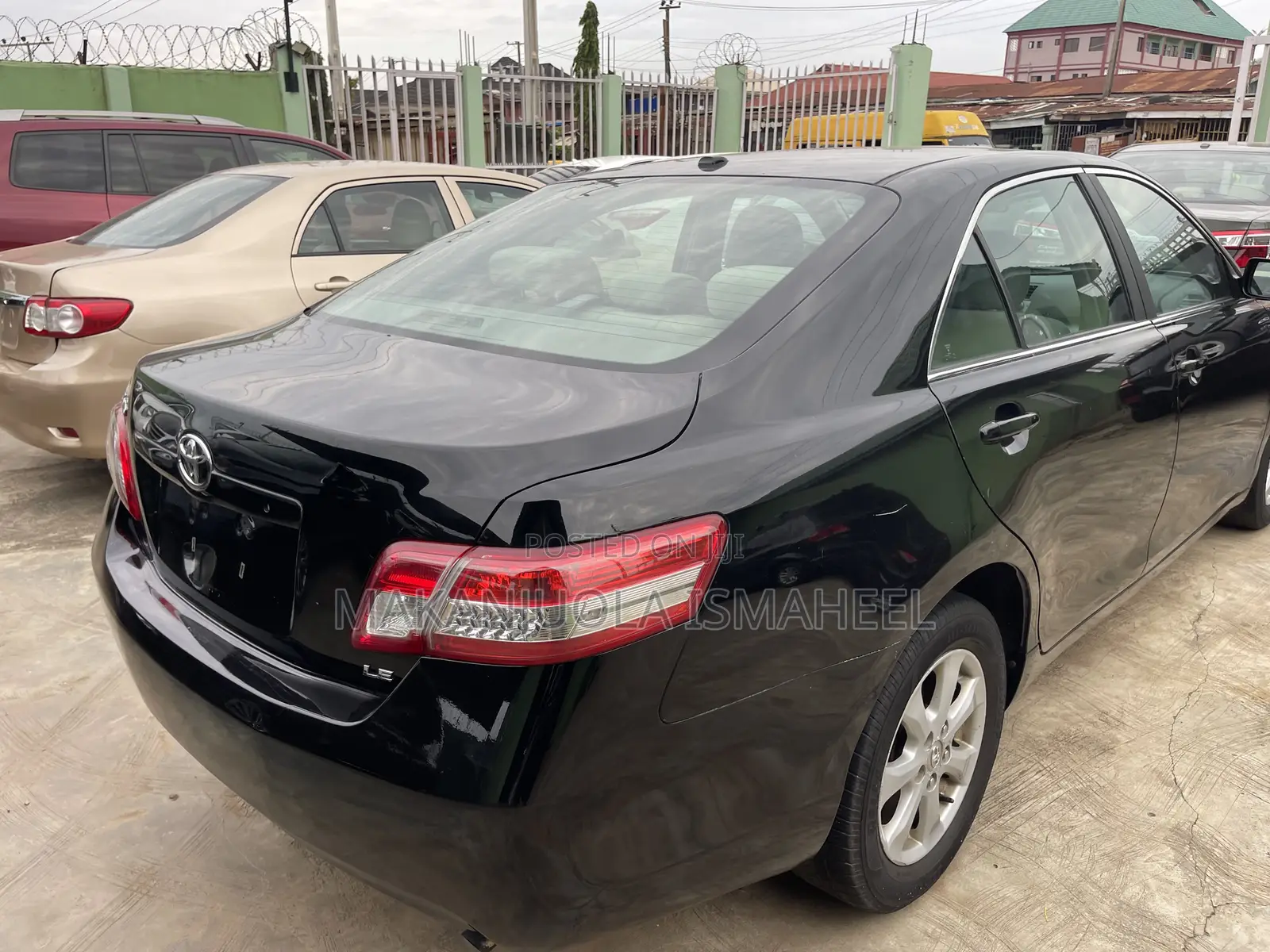 Toyota Camry LE 4dr Sedan (2.5L 4cyl 6A) 2011 Black