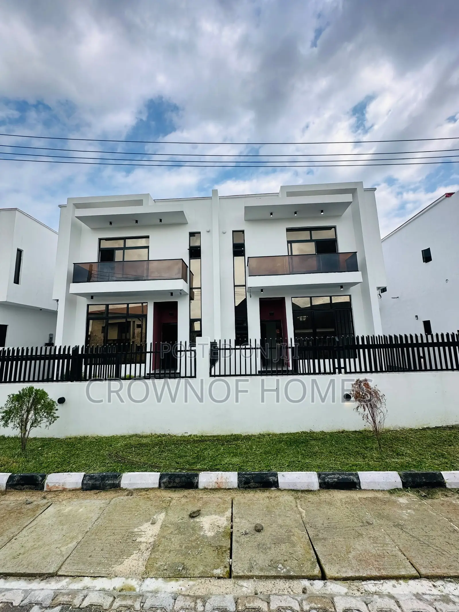 4bdrm Duplex in Sangotedo for sale