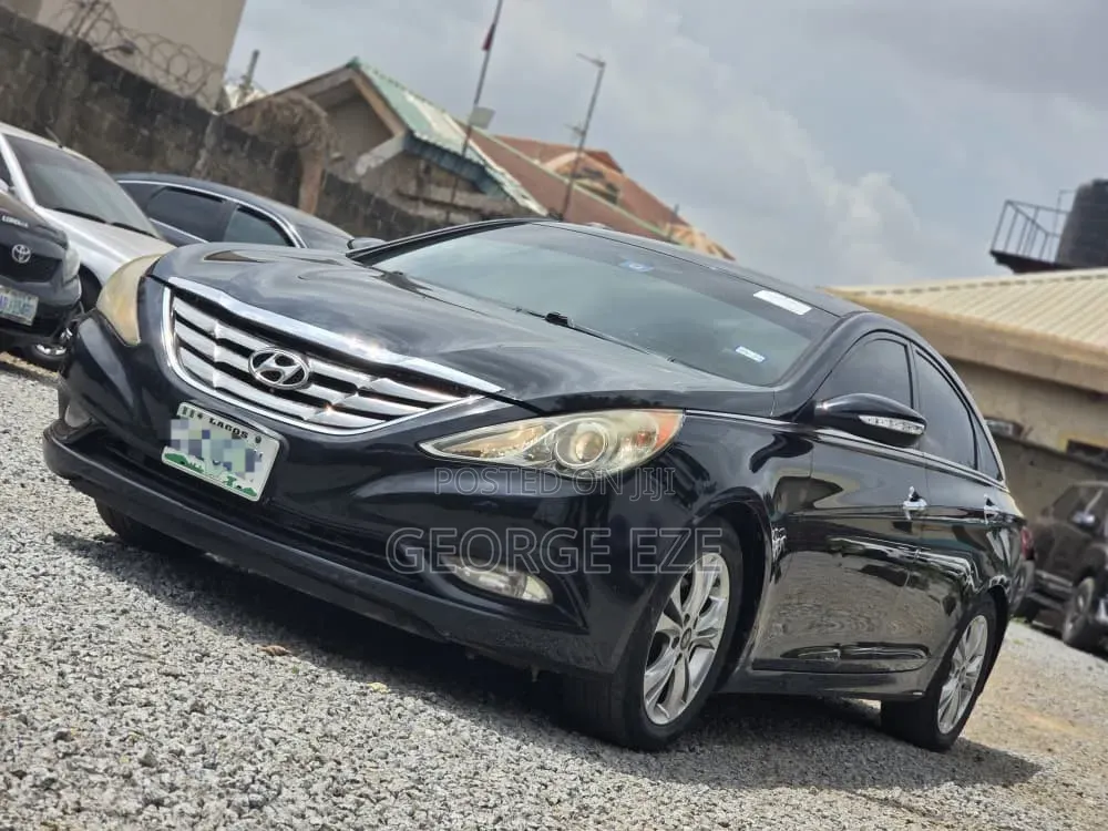 Hyundai Sonata 2013 Black