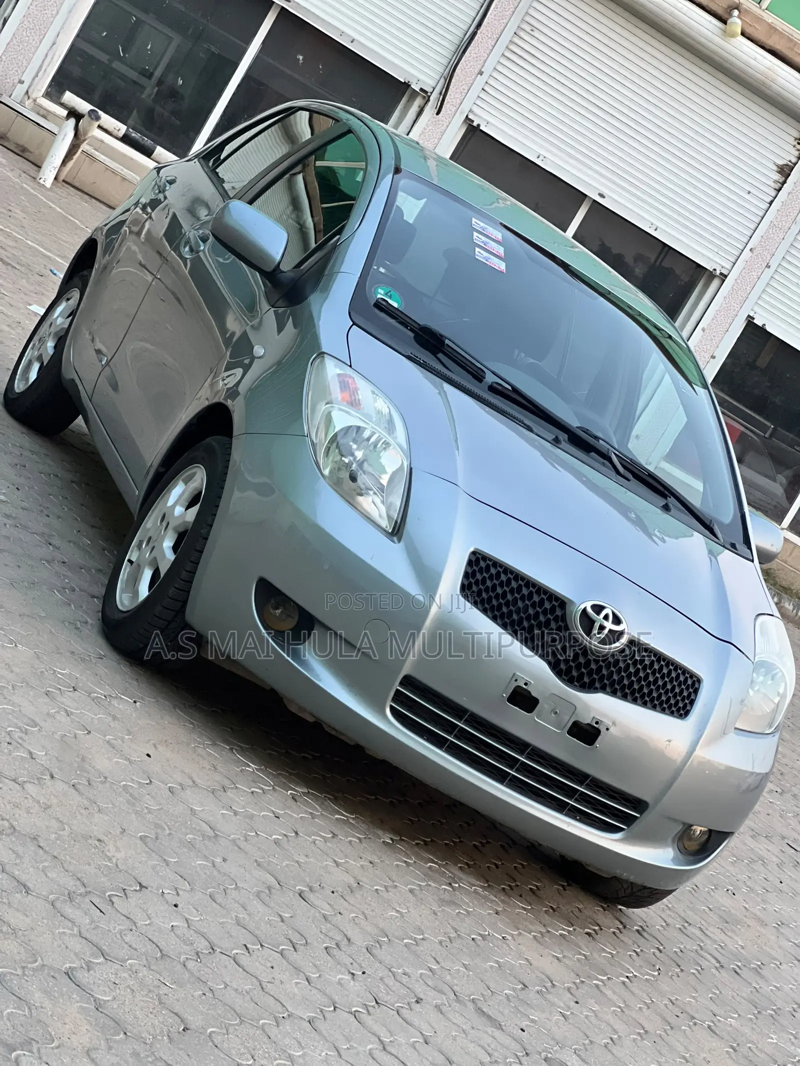 Toyota Yaris 2008 Gray