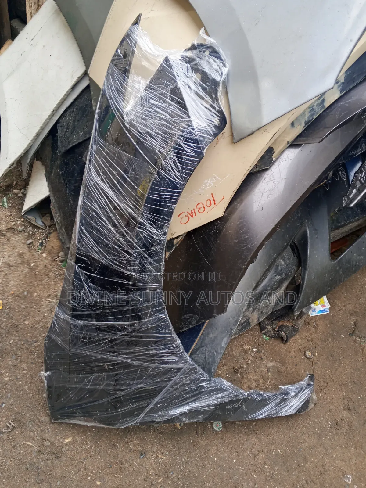 Fender Camry 2018 Right Side