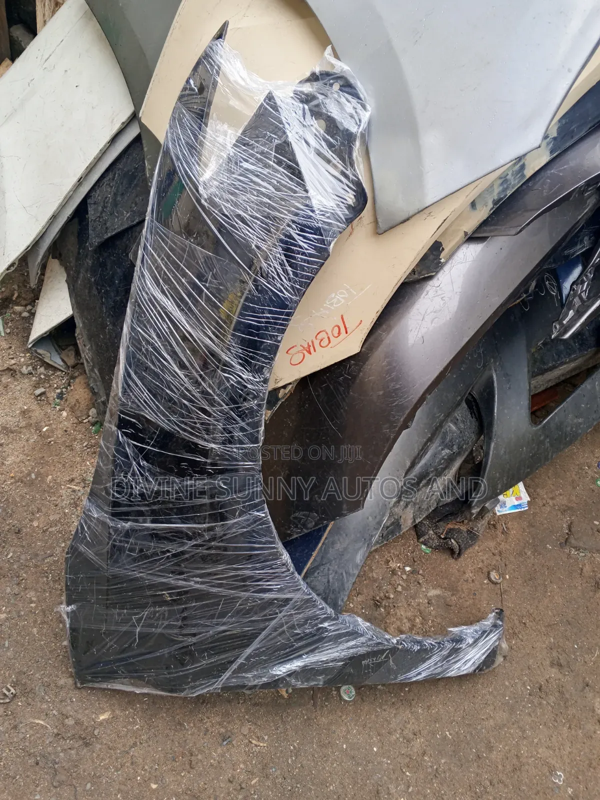 Fender Camry 2018 Right Side