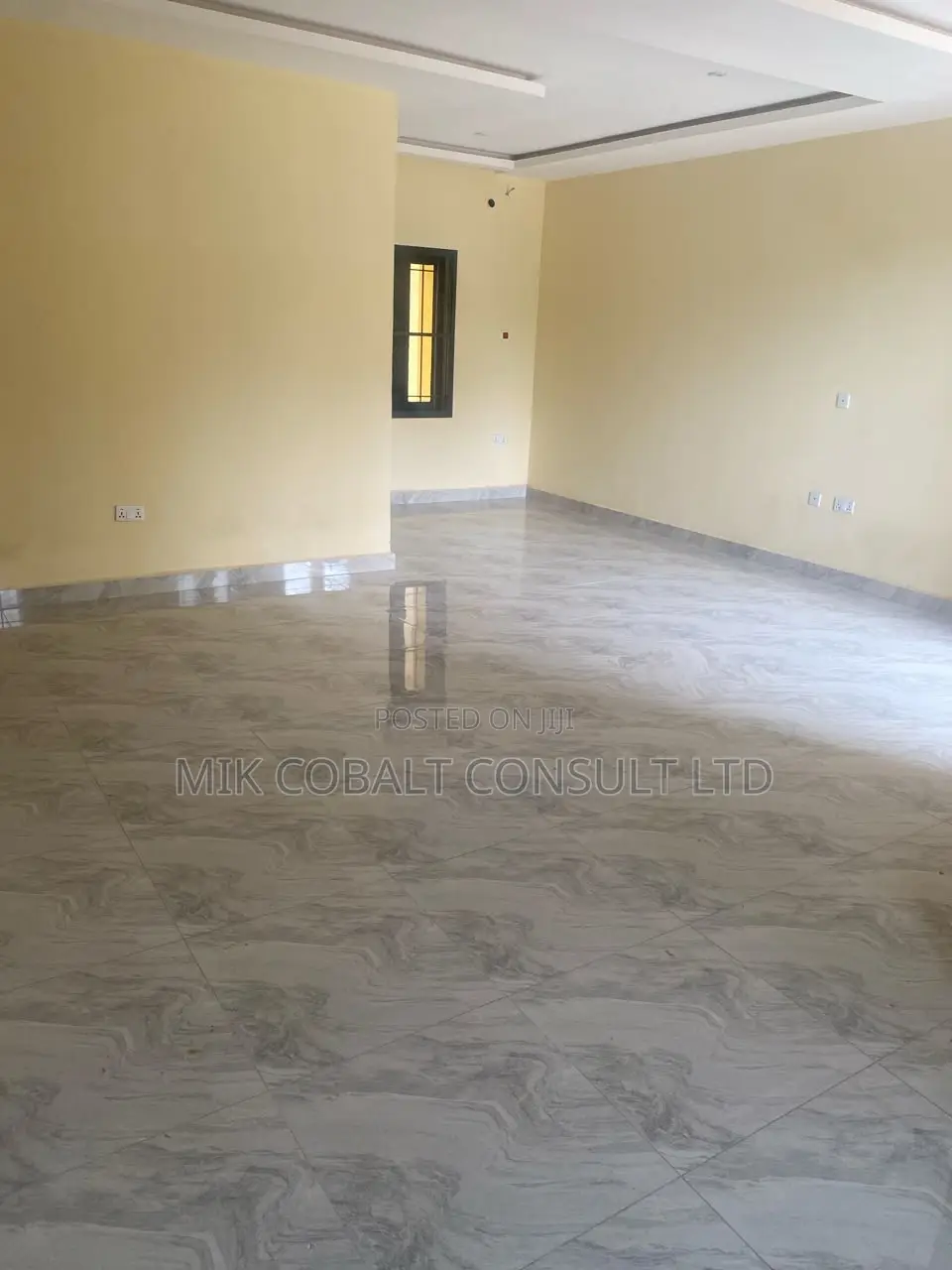 2bdrm Block of Flats in 36 Road, Gwarinpa for rent