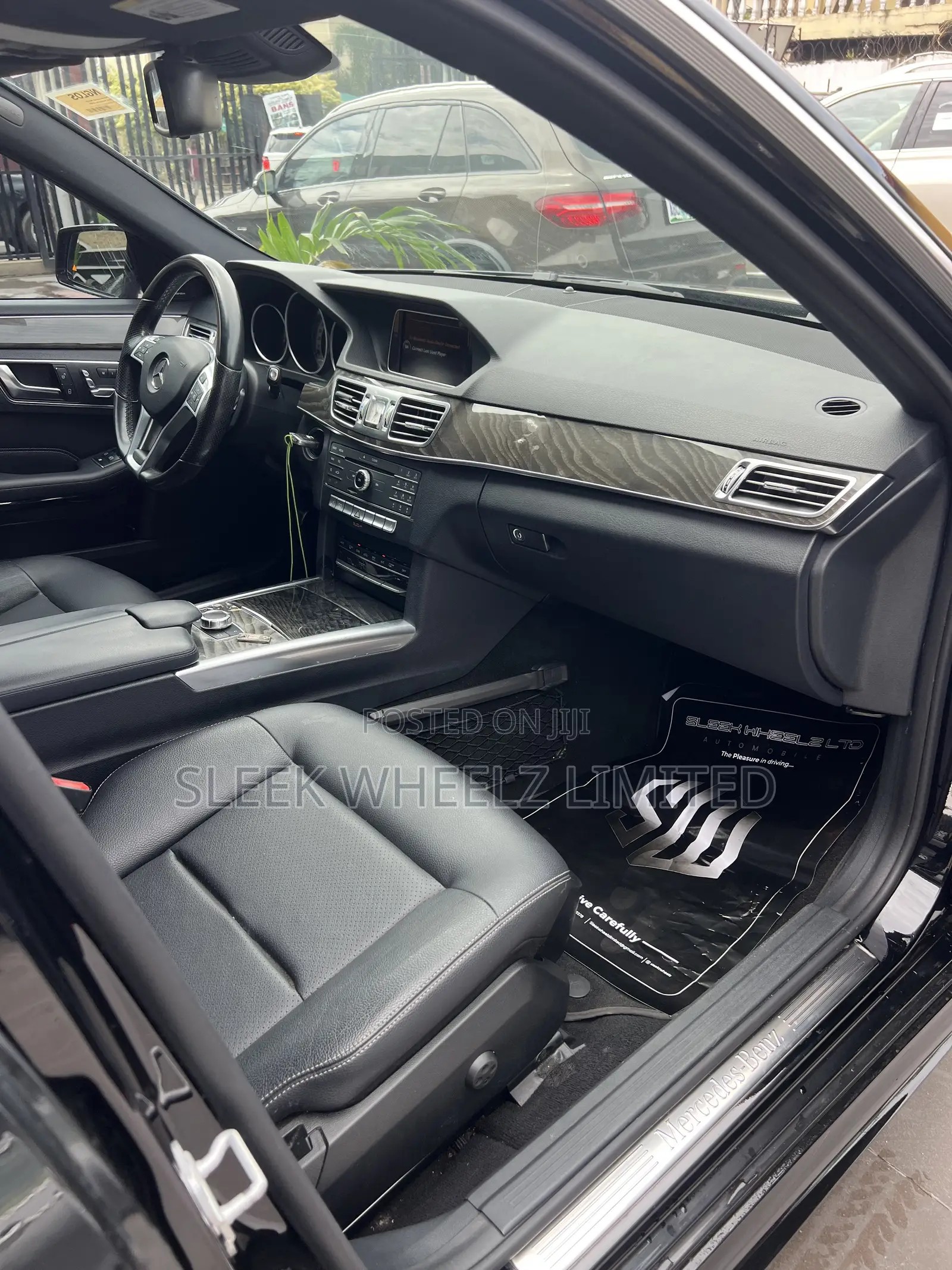 Mercedes-Benz E350 2016 Black