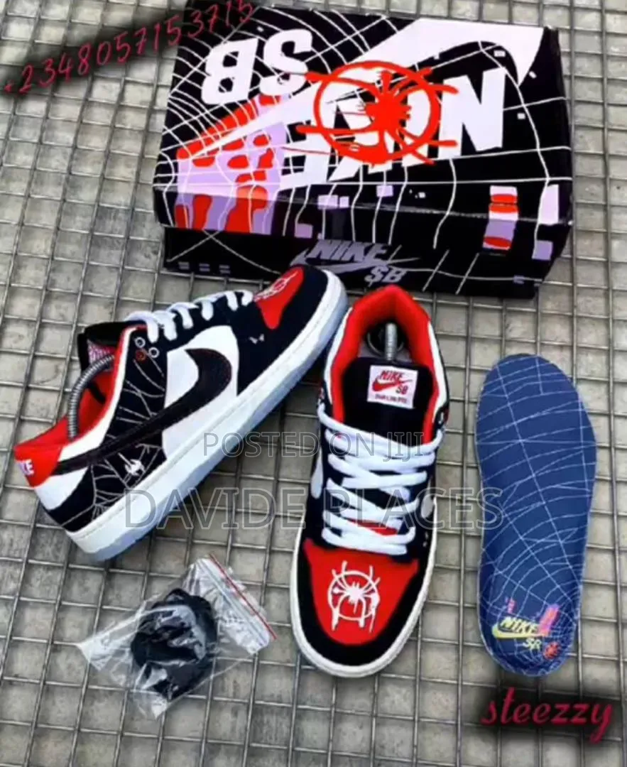 Original Nike Sb Dunk Low X Spider-Man Acros the Spider Verse Sneakers