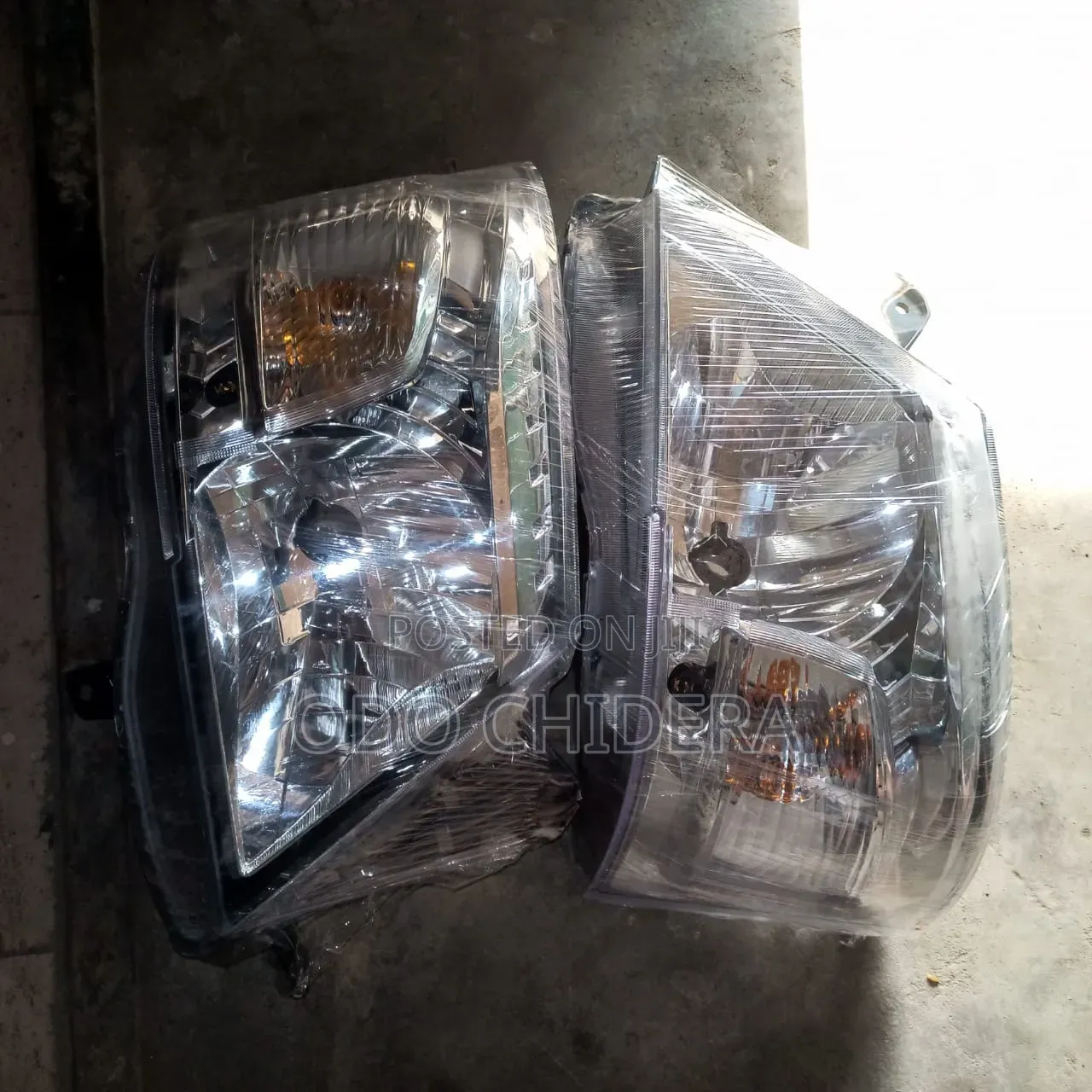 Head Lamp Nissan Urvan Nv350 2020model