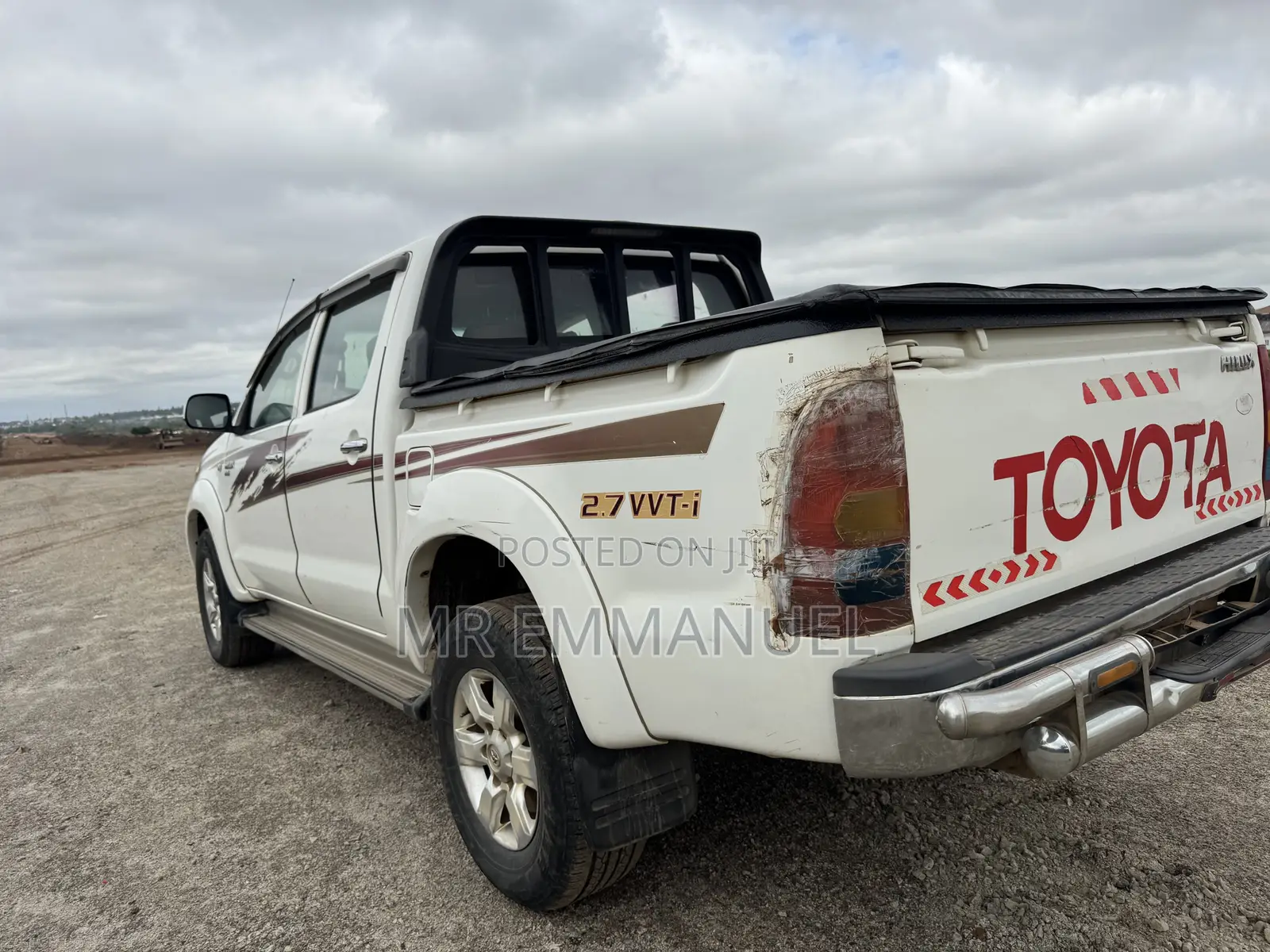 Toyota Hilux WORKMATE 4x4 2013 White