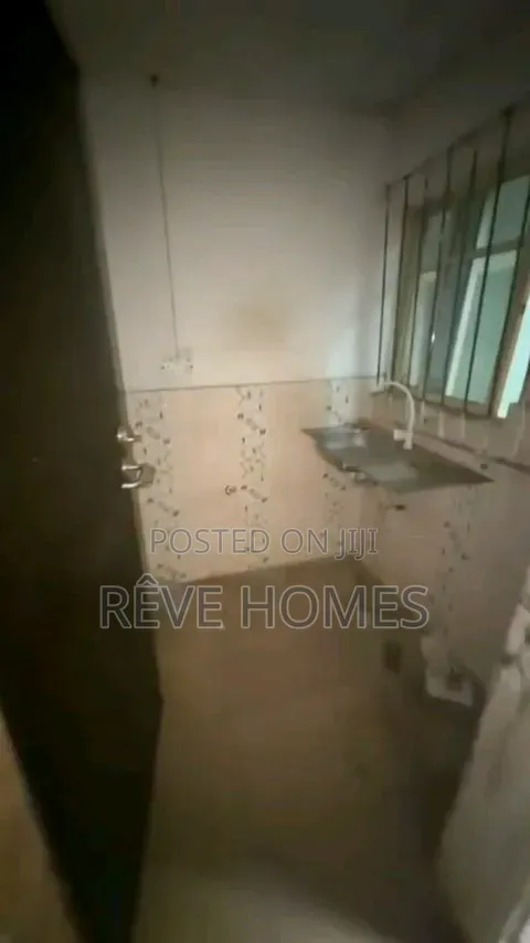 1bdrm Bedsitter in Coker Road for rent