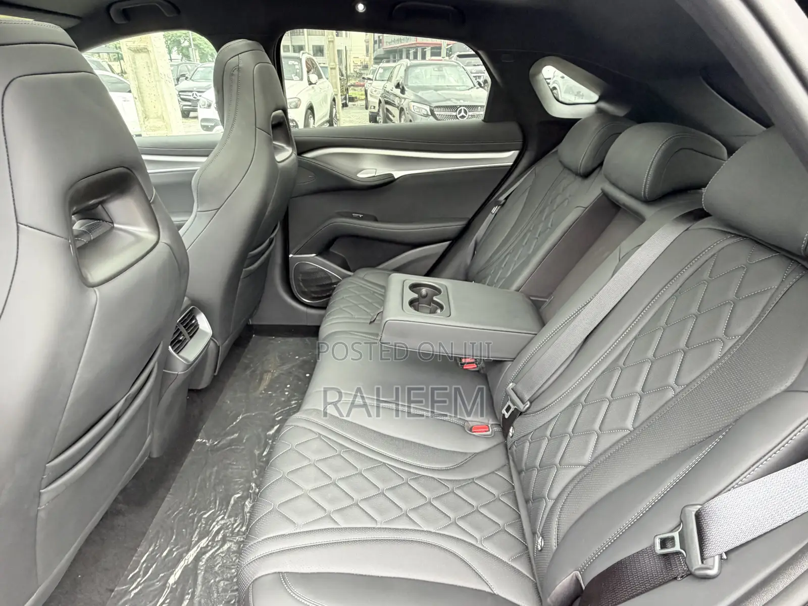 New BYD Sealion 7 EV 523hp AWD 2025 Black