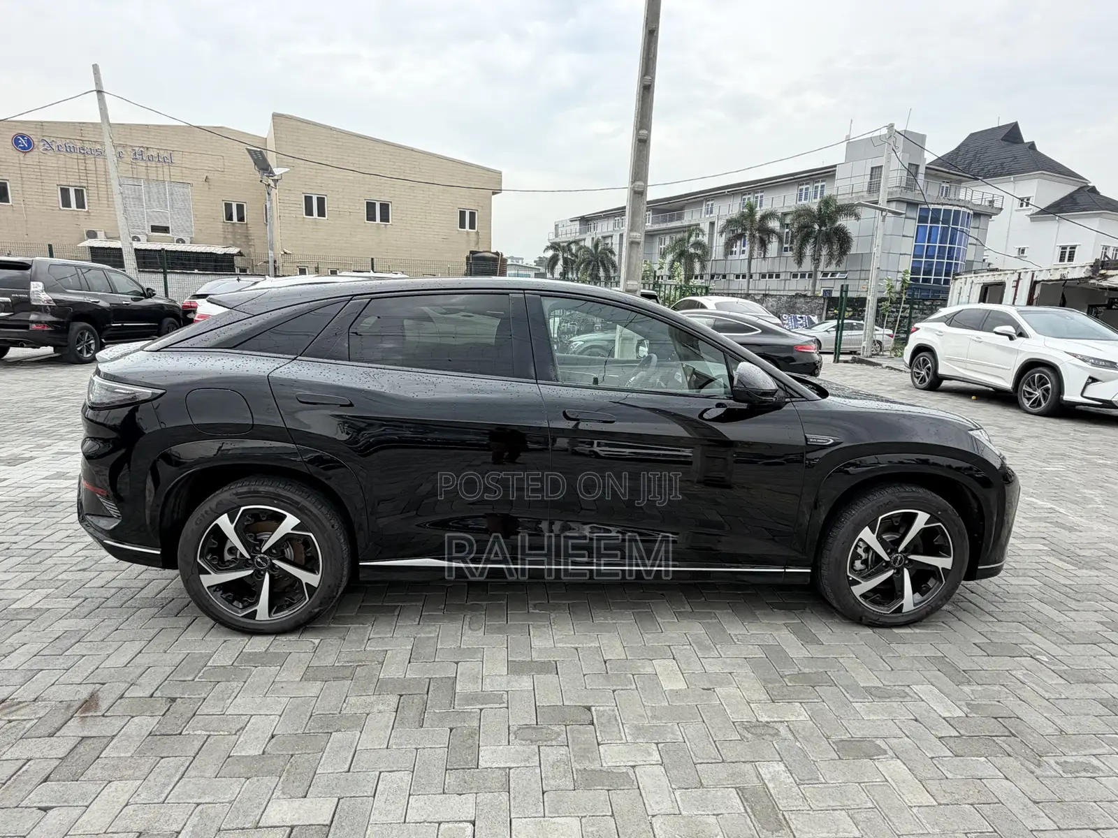 New BYD Sealion 7 EV 523hp AWD 2025 Black