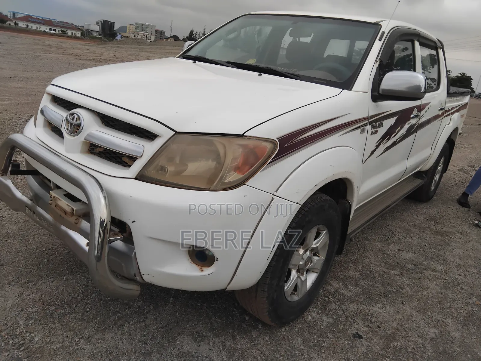 Toyota Hilux 2010 White