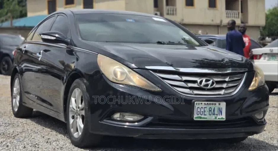 Hyundai Sonata 2013 Black