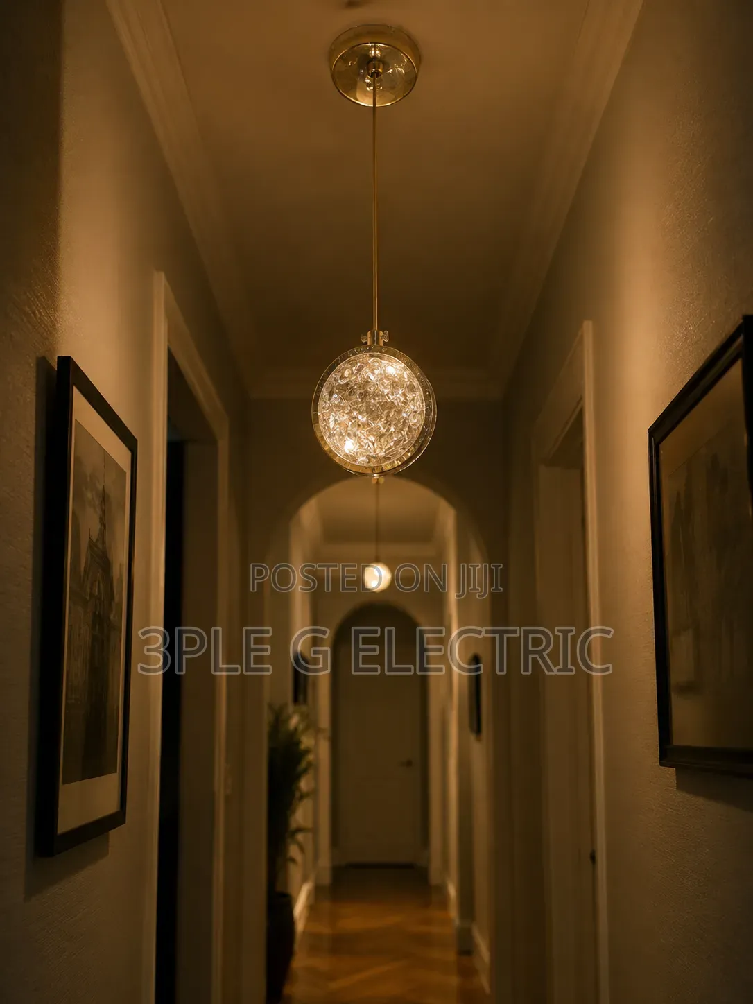 Crystal Body Round Shaped Single Led Pendant