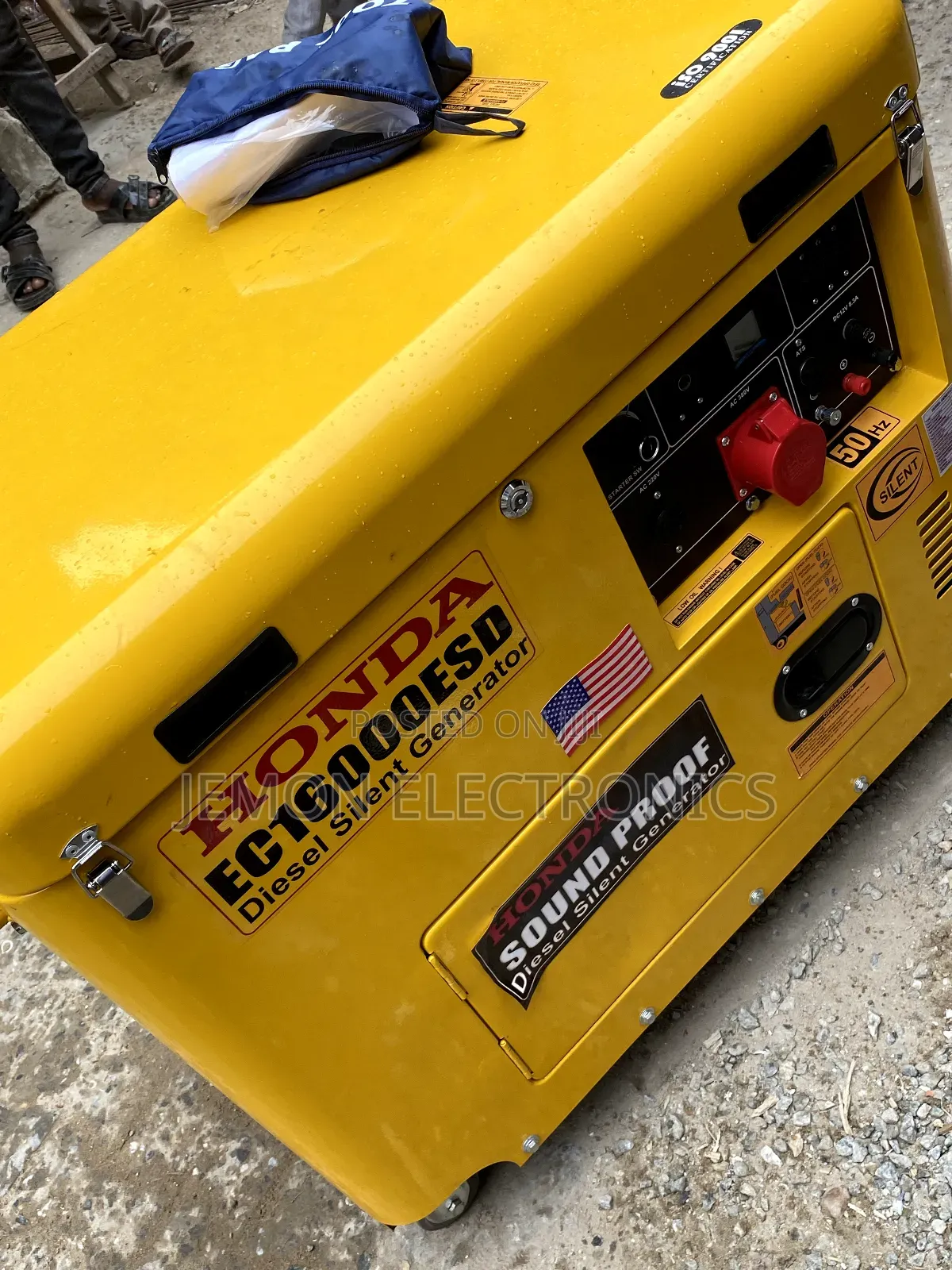 12.5kva Honda Soundproof Diesel Generator for Home Office