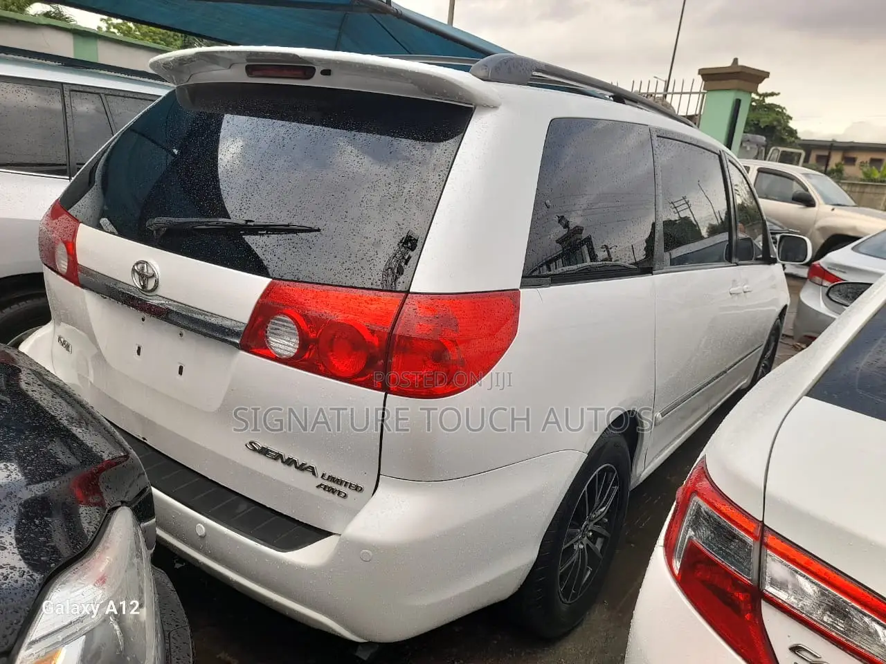Toyota Sienna XLE Limited AWD 2006 White