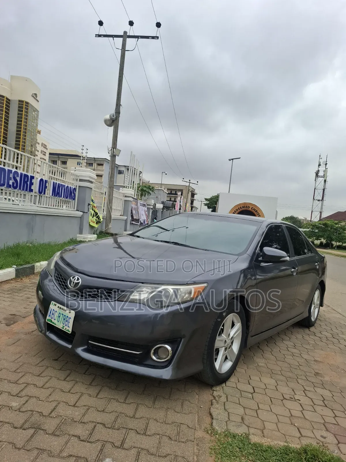 Toyota Camry 2012 Gray