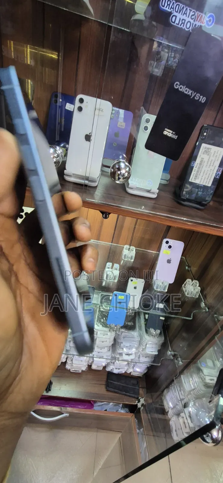 Apple iPhone 16 128 GB Blue