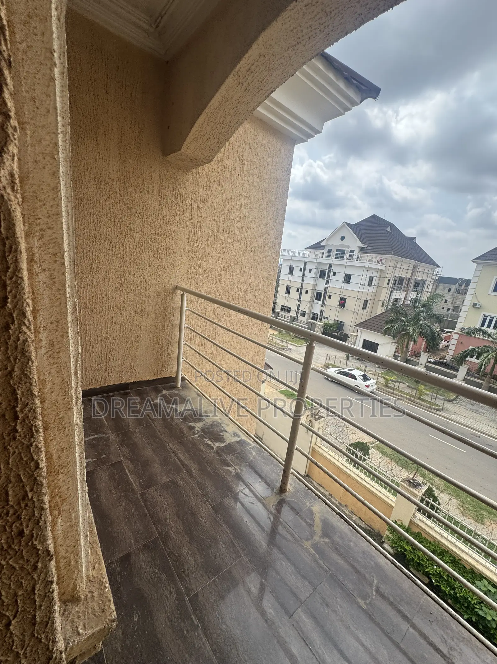 3bdrm Apartment in Wuye for sale