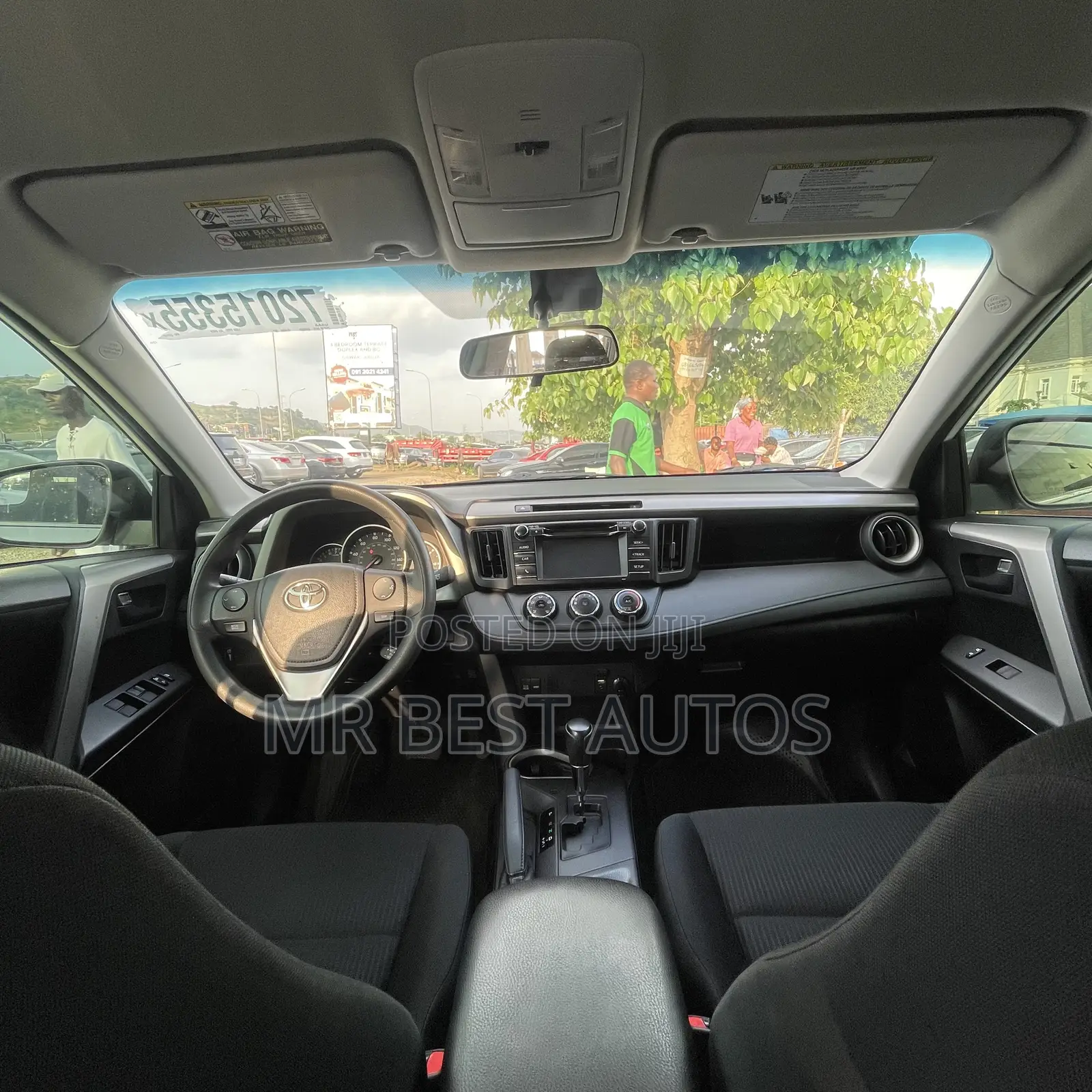 Toyota RAV4 LE AWD (2.5L 4cyl 6A) 2017 White