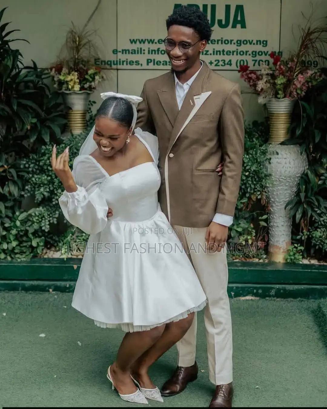 Chic White Mini Silk Registry Dress With Veil
