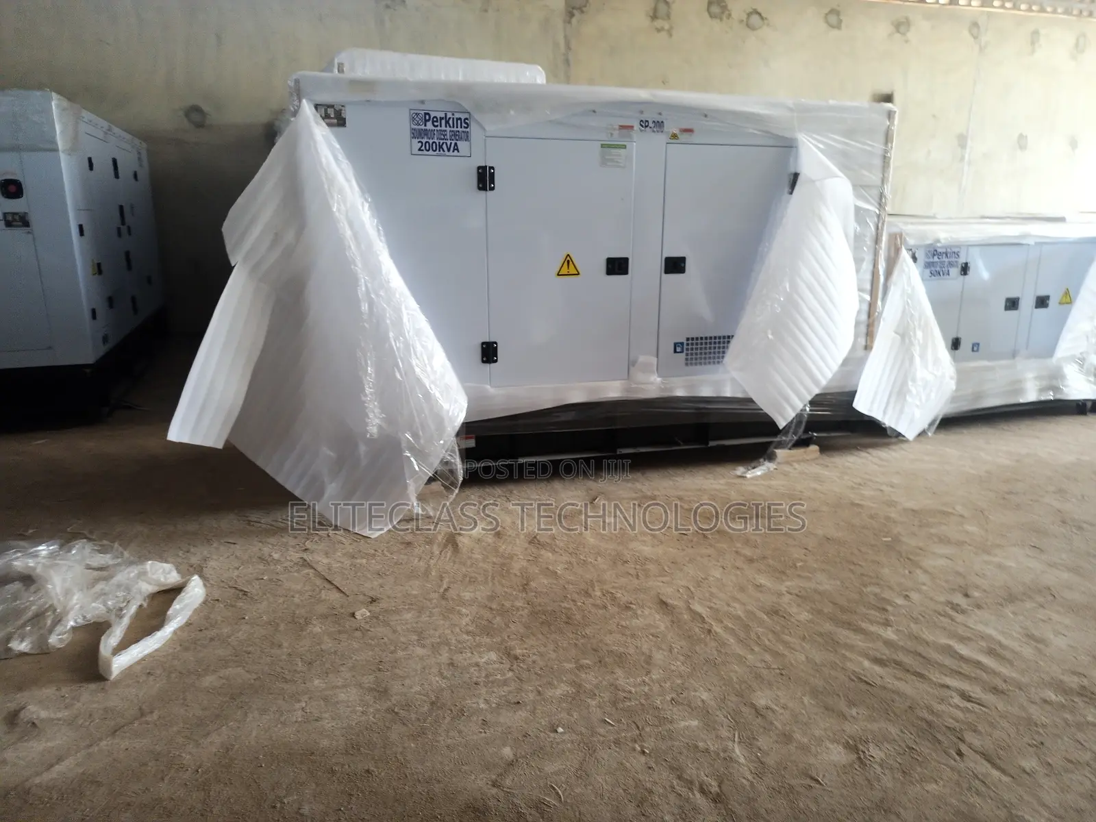 Soundproof Perkins Diesel Power Generator 200kva
