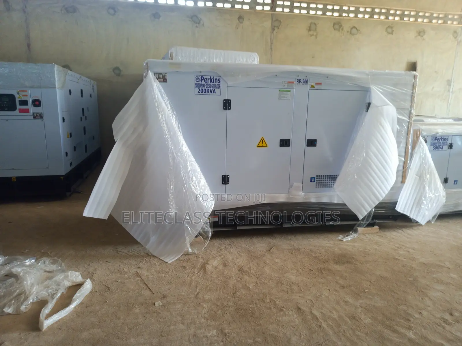 Soundproof Perkins Diesel Power Generator 200kva