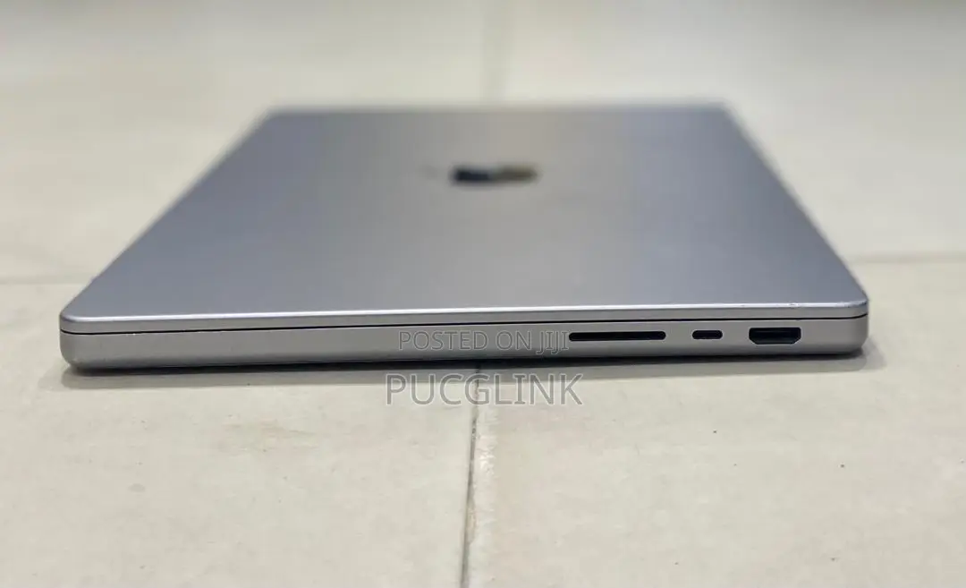 Laptop Apple MacBook Pro 2021 M1 16GB Apple M1 Pro SSD 512GB
