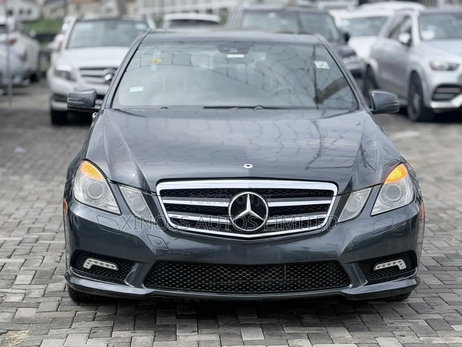 Mercedes-Benz E350 Base 4Matic Sedan AWD (3.5L 6cyl 7A) 2010 Gray