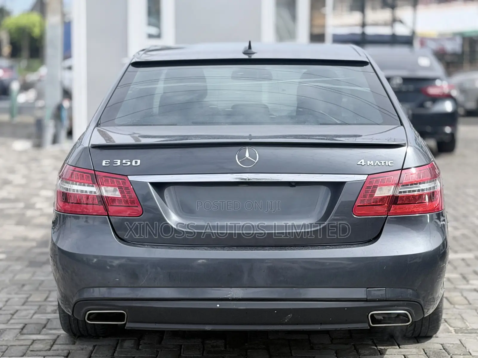 Mercedes-Benz E350 Base 4Matic Sedan AWD (3.5L 6cyl 7A) 2010 Gray