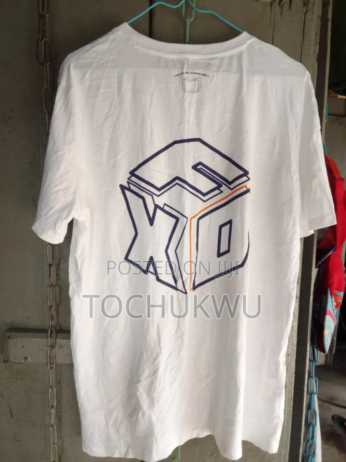 Crisp White Graphic T-Shirt | Adult | Uk Thrift First Grade