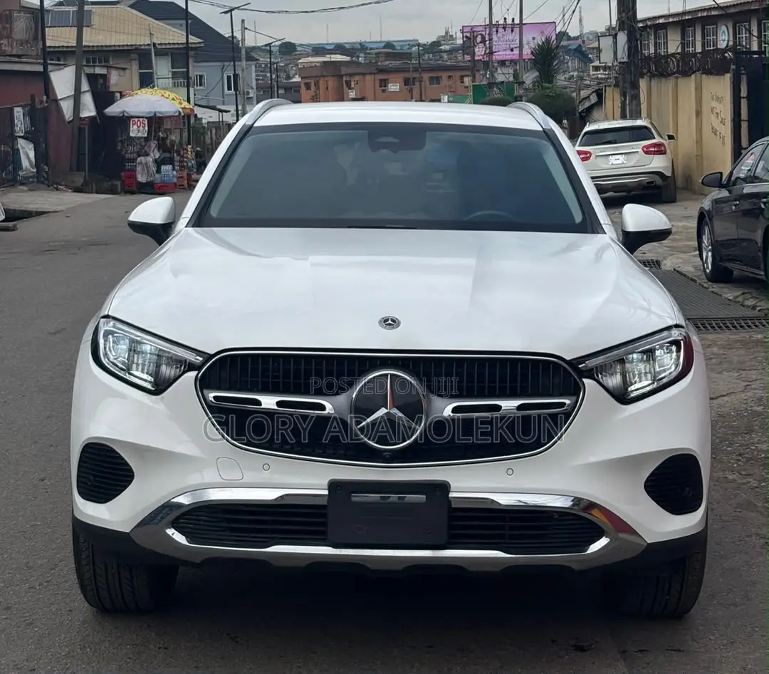 Mercedes-Benz GLC-Class GLC 300 2024 White