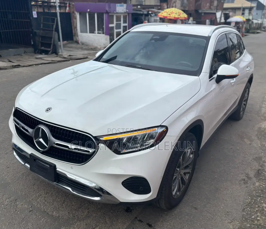Mercedes-Benz GLC-Class GLC 300 2024 White