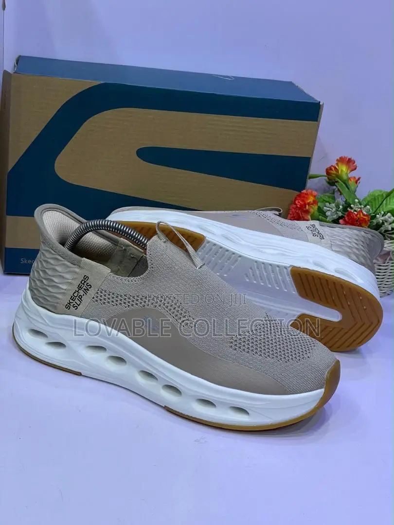 Skechers Arch Fit Slip-on Sneakers All-Day Comfort Support