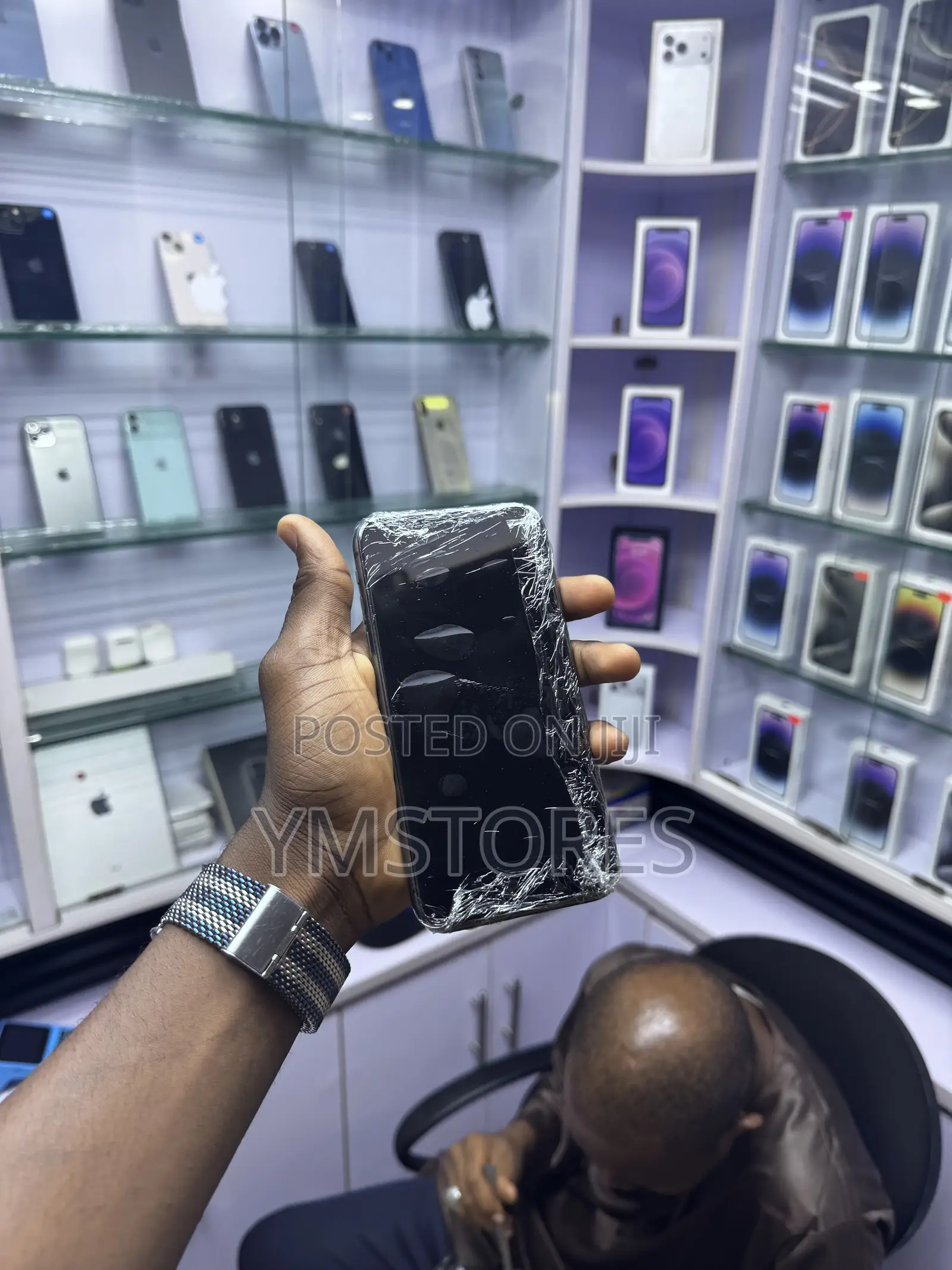 Apple iPhone 11 64 GB Black