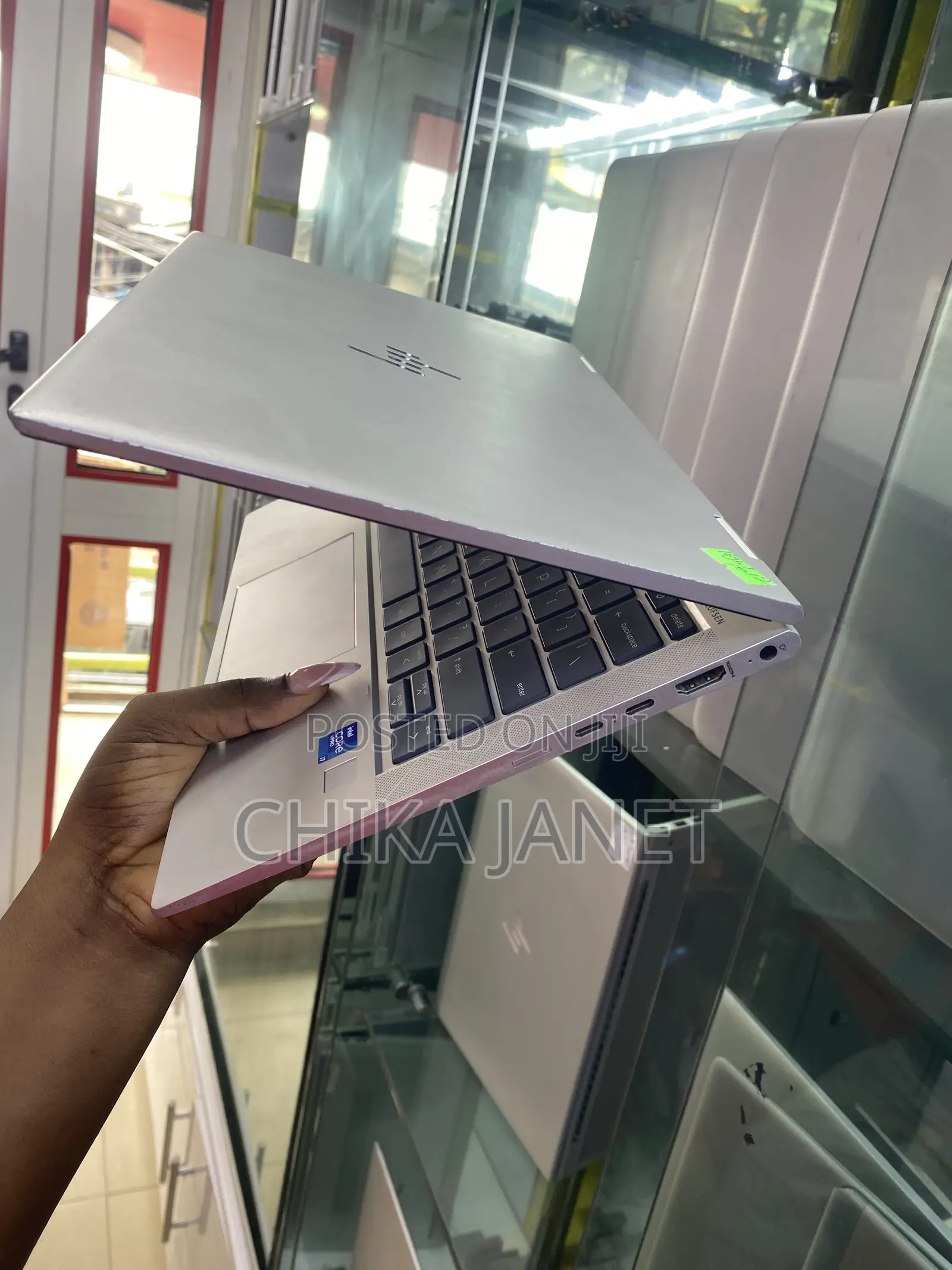 Laptop HP EliteBook 830 G8 16GB Intel Core i7 SSD 512GB