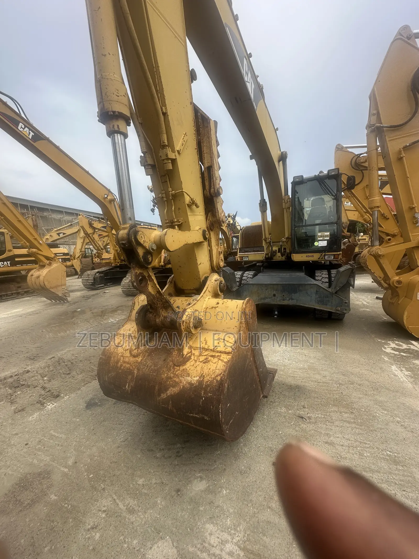 Caterpillar Excavator M318 for Sale. Price 145m Naira